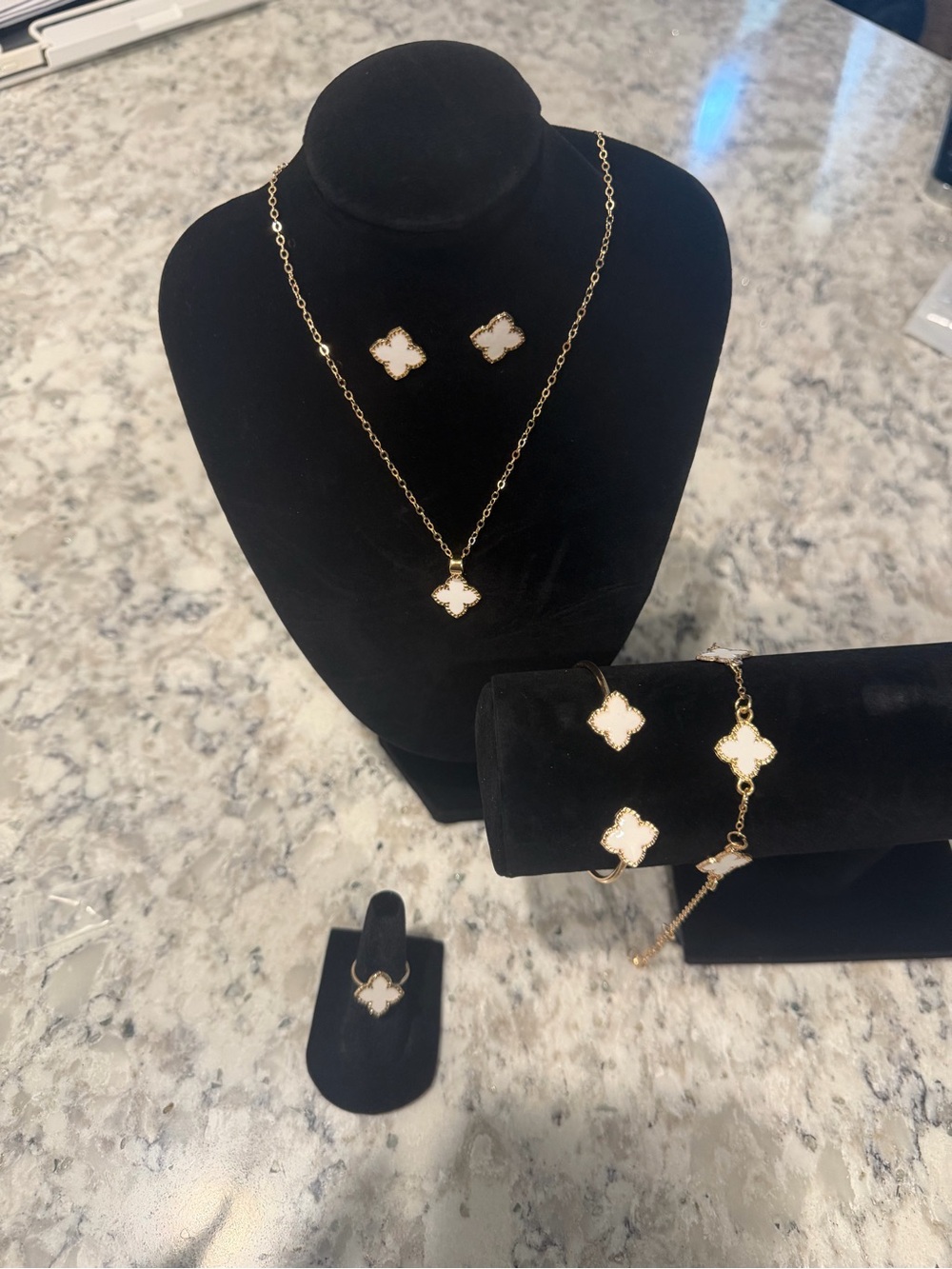 Elegant Gold-Plated White Clover Jewelry Set